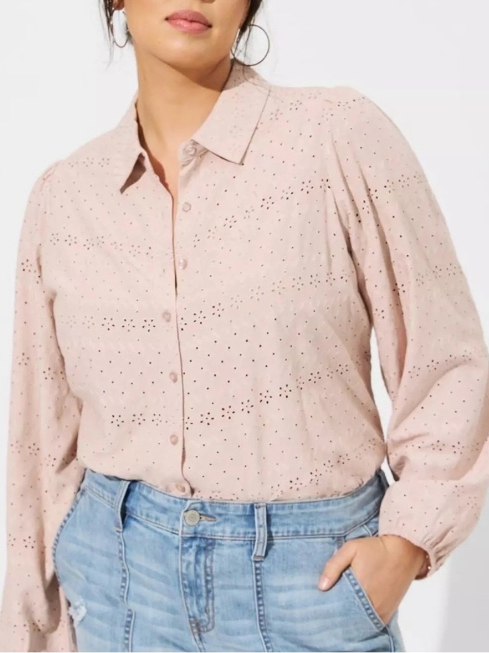 NWT Torrid Eyelet Button Up Long Sleeve Women’s Shirt Size 1 1X light pink $69
